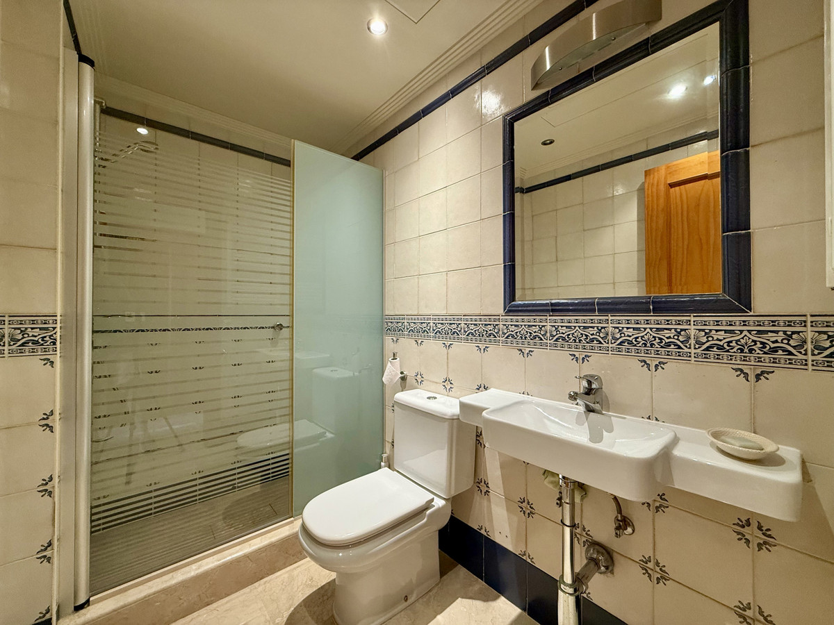 4 Bed Townhouse for sale in Estepona Costa Del Sol, Málaga, Spain