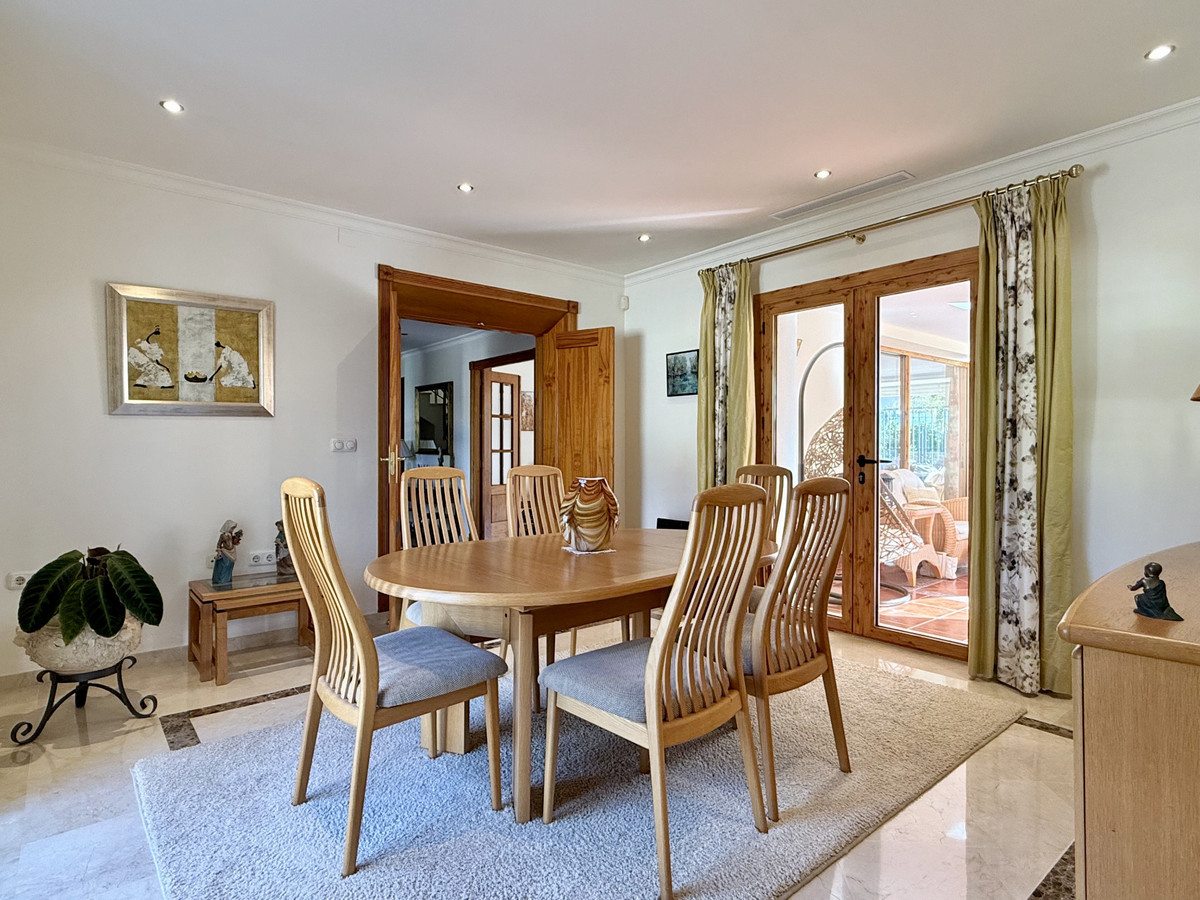 4 Bed Townhouse for sale in Estepona Costa Del Sol, Málaga, Spain