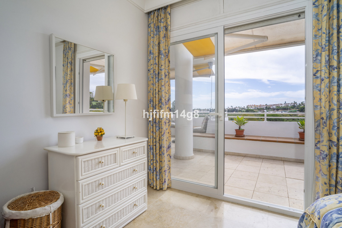 2 Bed Apartment for sale in Guadalmina Alta Costa Del Sol, Málaga, Spain