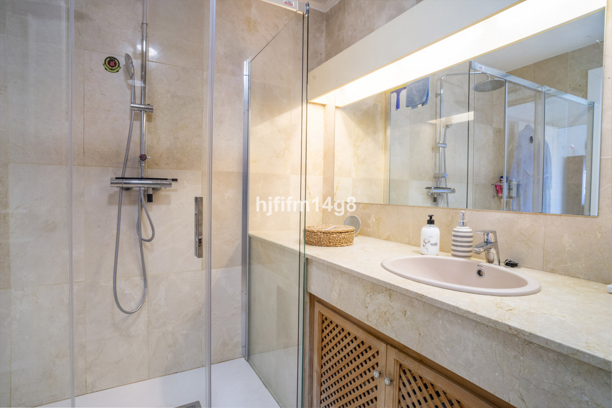 2 Bed Apartment for sale in Guadalmina Alta Costa Del Sol, Málaga, Spain