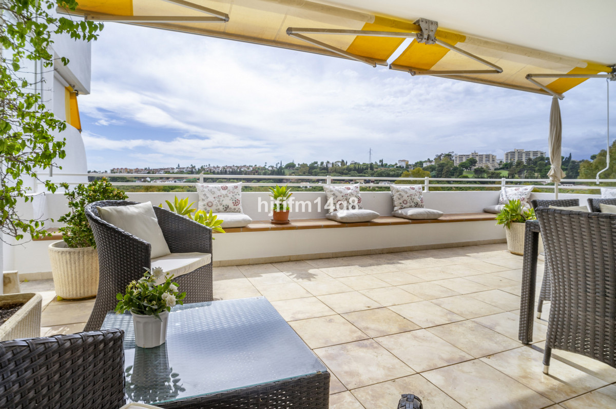 2 Bed Apartment for sale in Guadalmina Alta Costa Del Sol, Málaga, Spain
