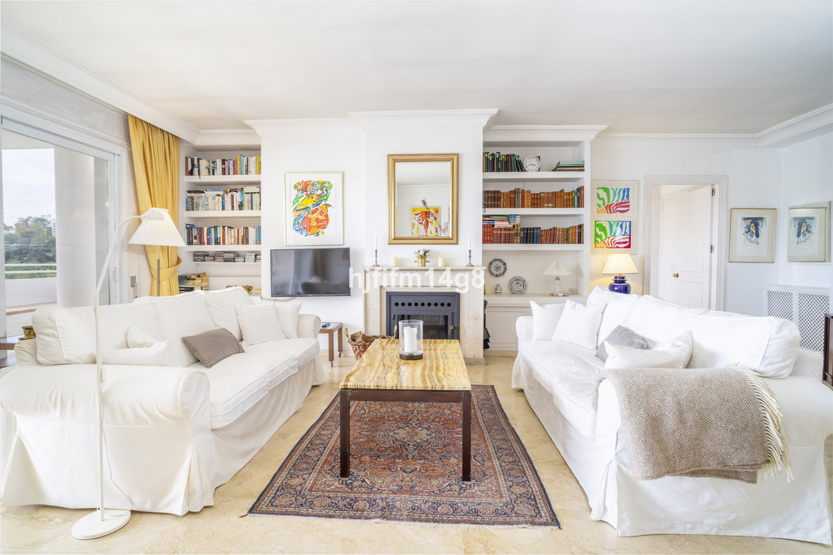 2 Bed Apartment for sale in Guadalmina Alta Costa Del Sol, Málaga, Spain