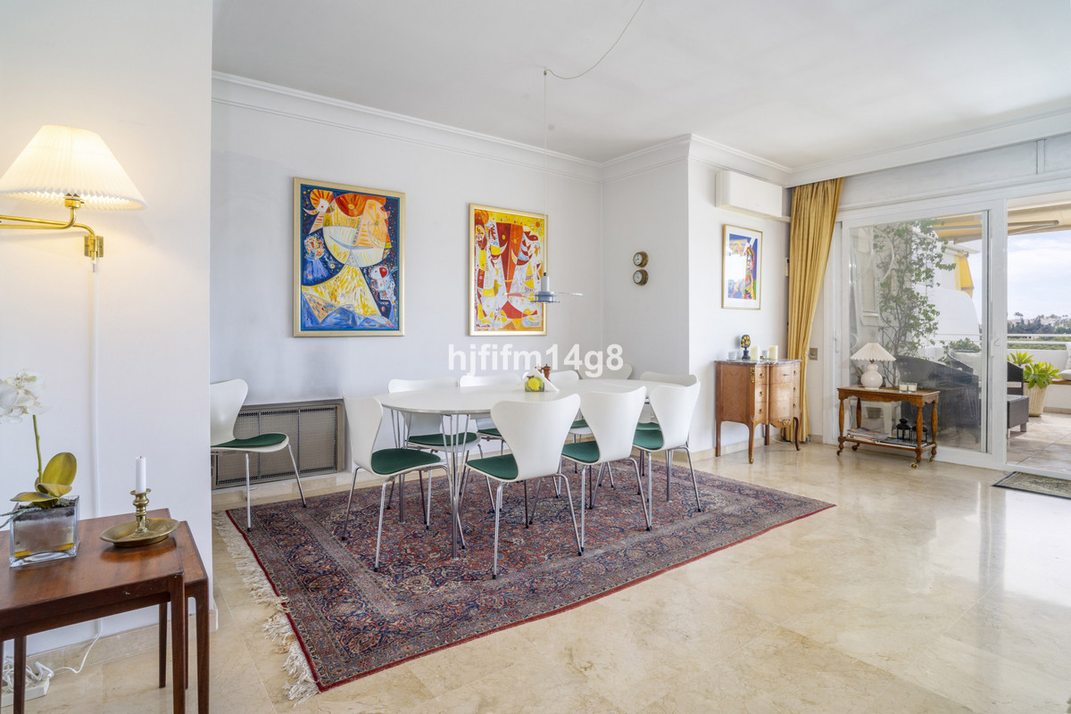 2 Bed Apartment for sale in Guadalmina Alta Costa Del Sol, Málaga, Spain