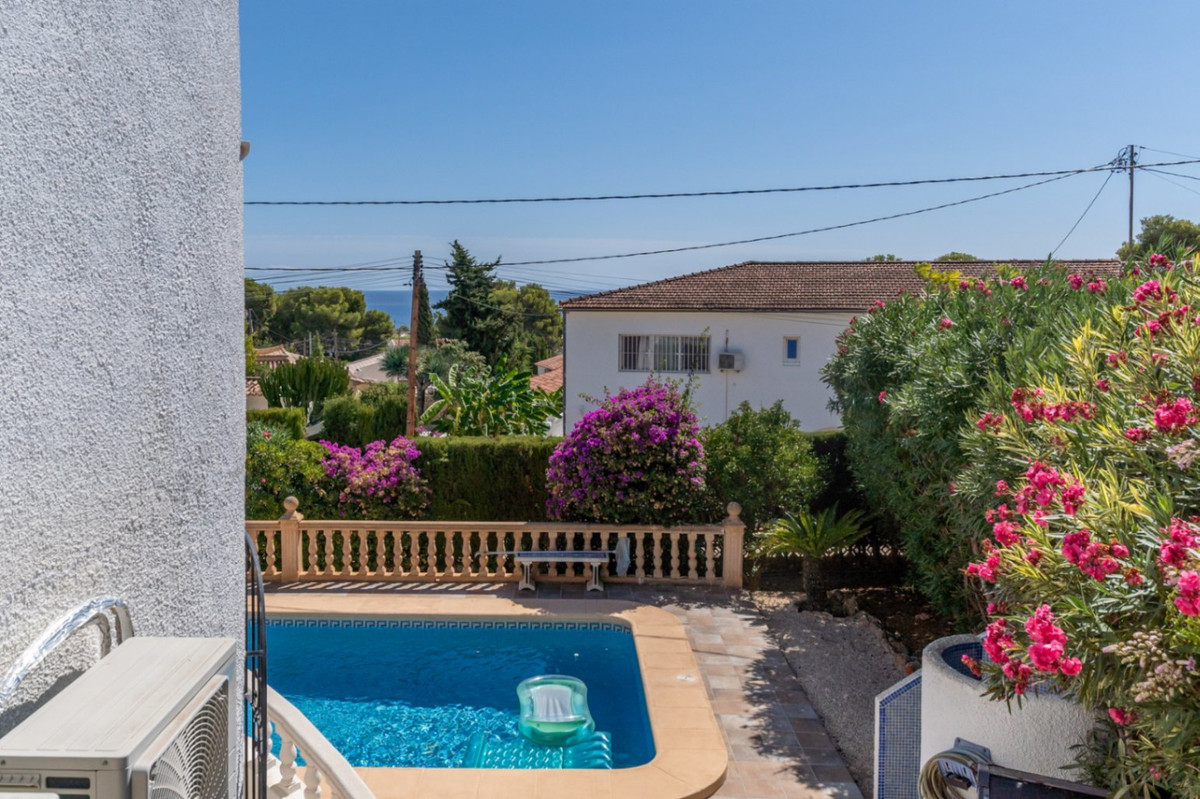 Se vende Villa - Chalet de 3 dormitorios en Costa Blanca, Alicante, España
