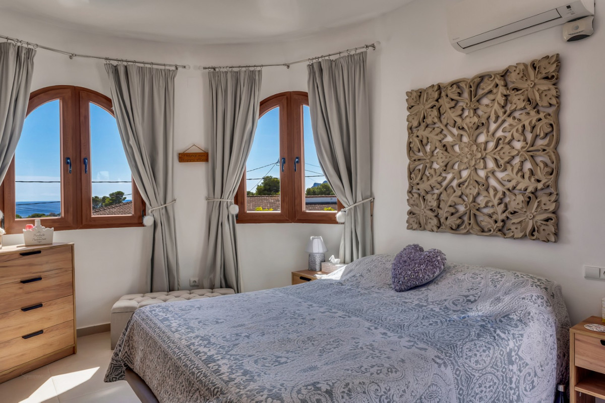 Se vende Villa - Chalet de 3 dormitorios en Costa Blanca, Alicante, España