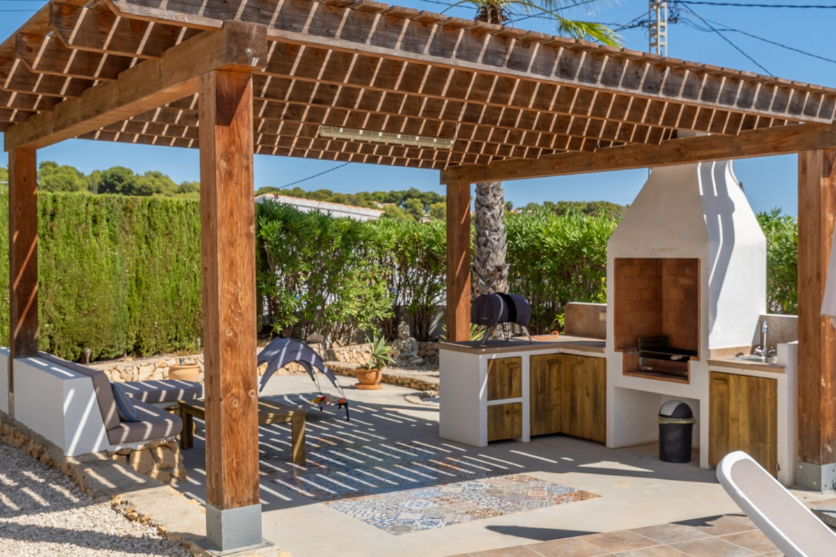Se vende Villa - Chalet de 3 dormitorios en Costa Blanca, Alicante, España