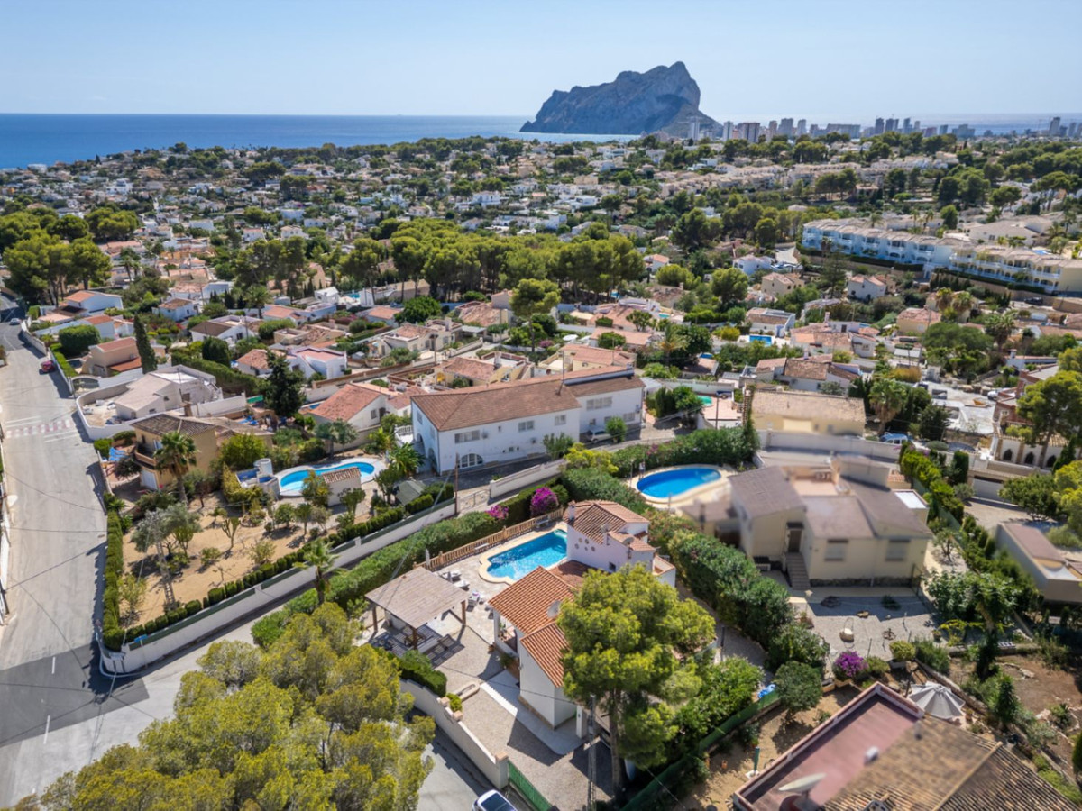 Se vende Villa - Chalet de 3 dormitorios en Costa Blanca, Alicante, España