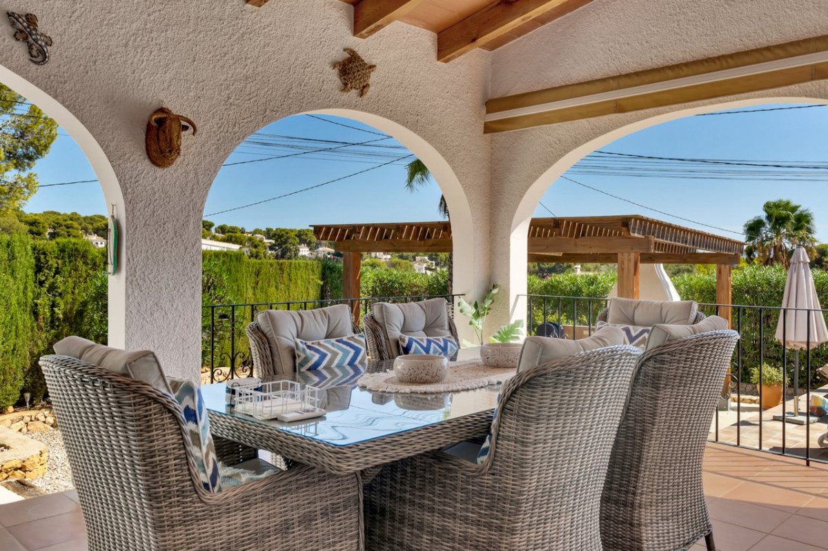 Se vende Villa - Chalet de 3 dormitorios en Costa Blanca, Alicante, España