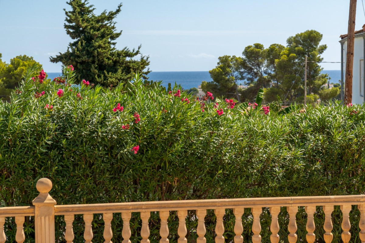 Se vende Villa - Chalet de 3 dormitorios en Costa Blanca, Alicante, España