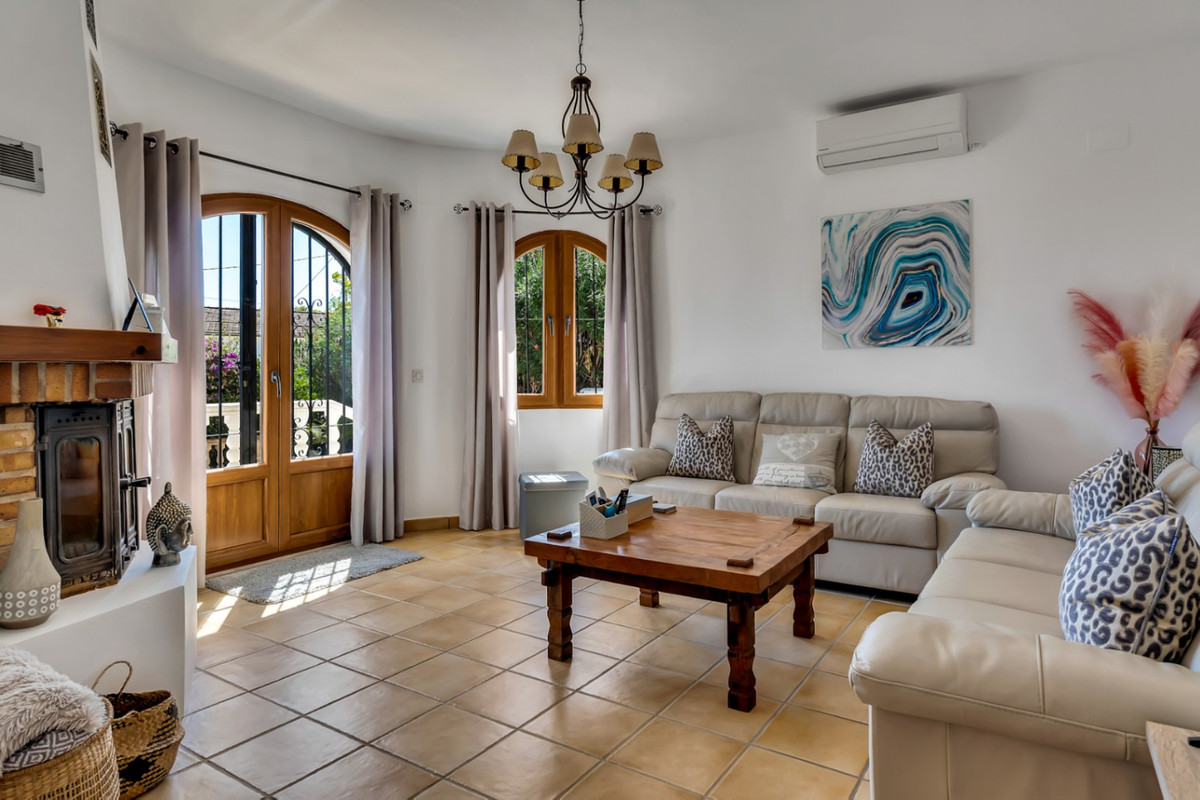 Se vende Villa - Chalet de 3 dormitorios en Costa Blanca, Alicante, España