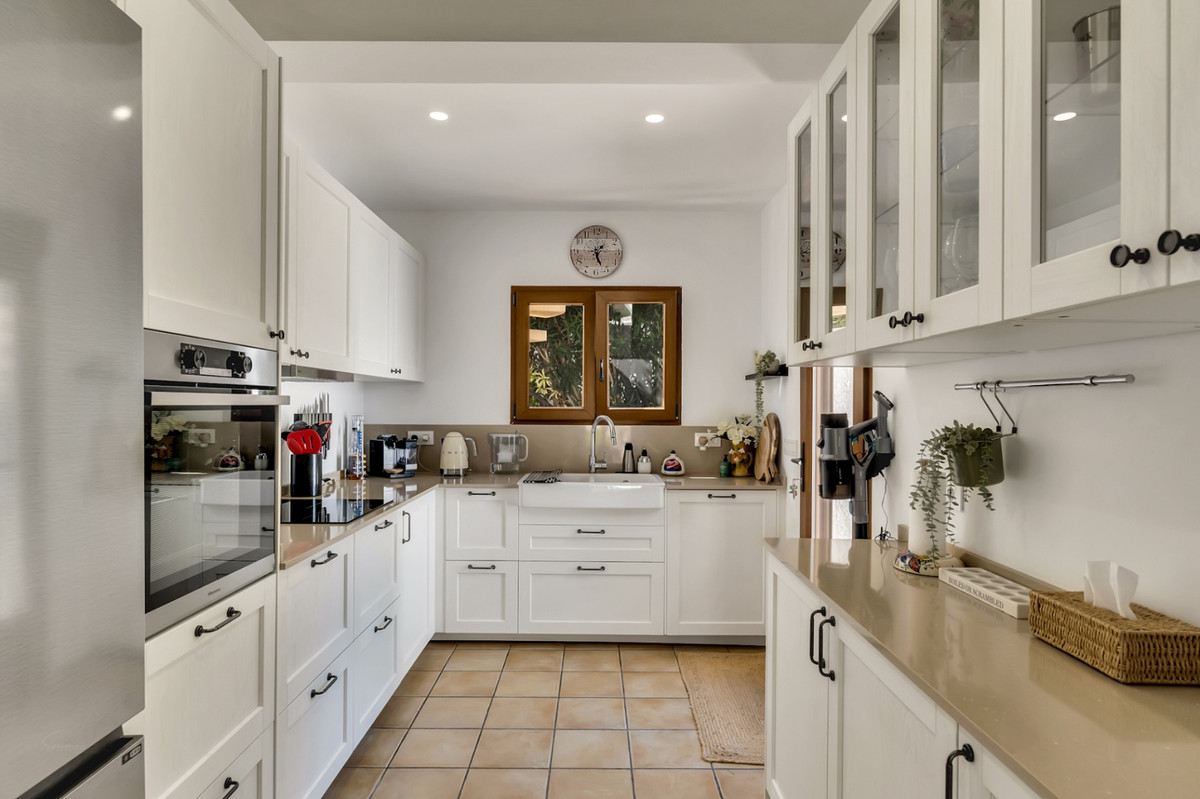 Se vende Villa - Chalet de 3 dormitorios en Costa Blanca, Alicante, España