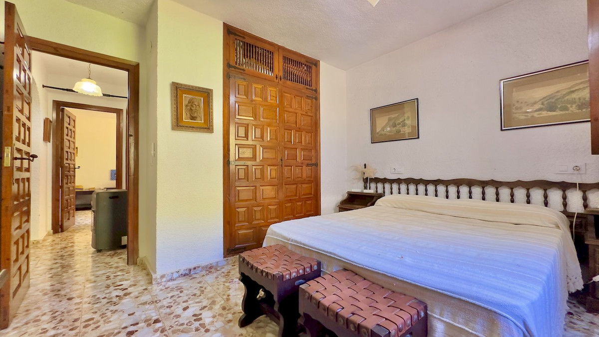 6 Bed Townhouse for sale in Javea Costa Blanca, Alicante, Spain