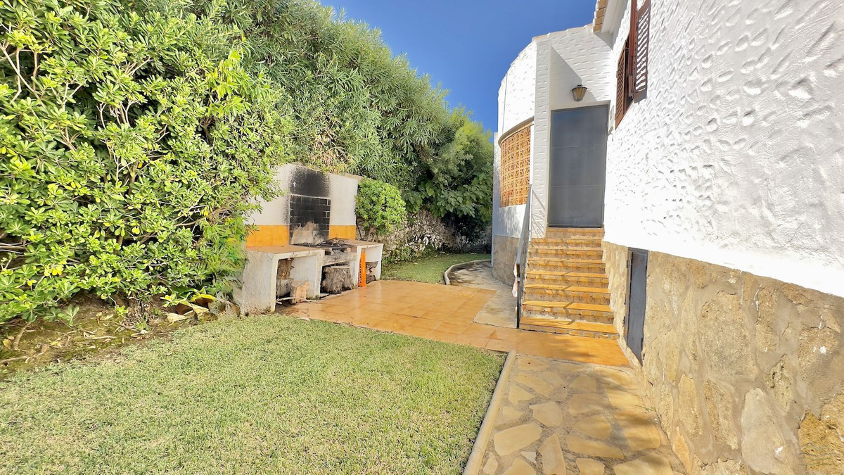 6 Bed Townhouse for sale in Javea Costa Blanca, Alicante, Spain