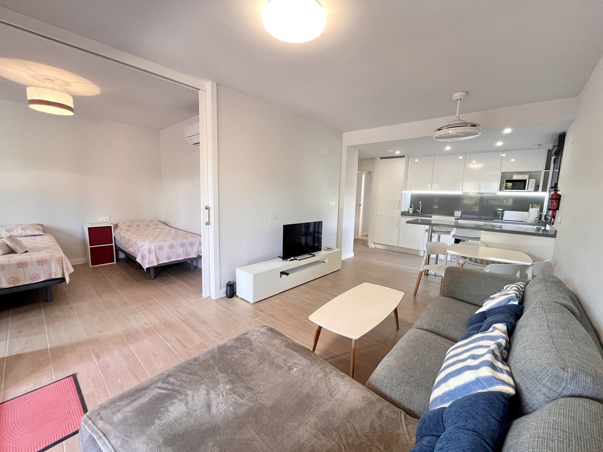2 Bed Apartment for sale in Villamartin Costa Blanca, Alicante, Spain