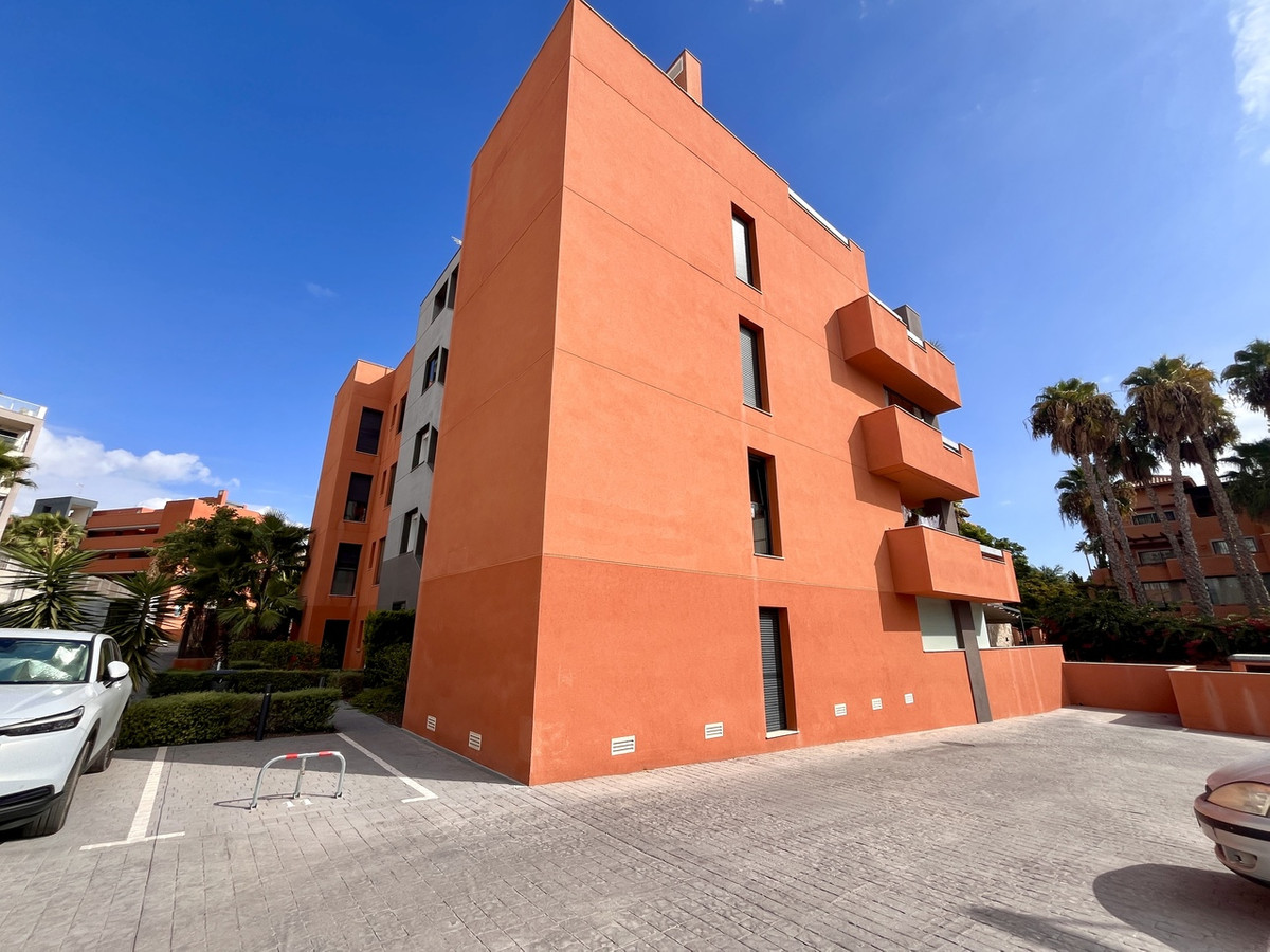 2 Bed Apartment for sale in Villamartin Costa Blanca, Alicante, Spain