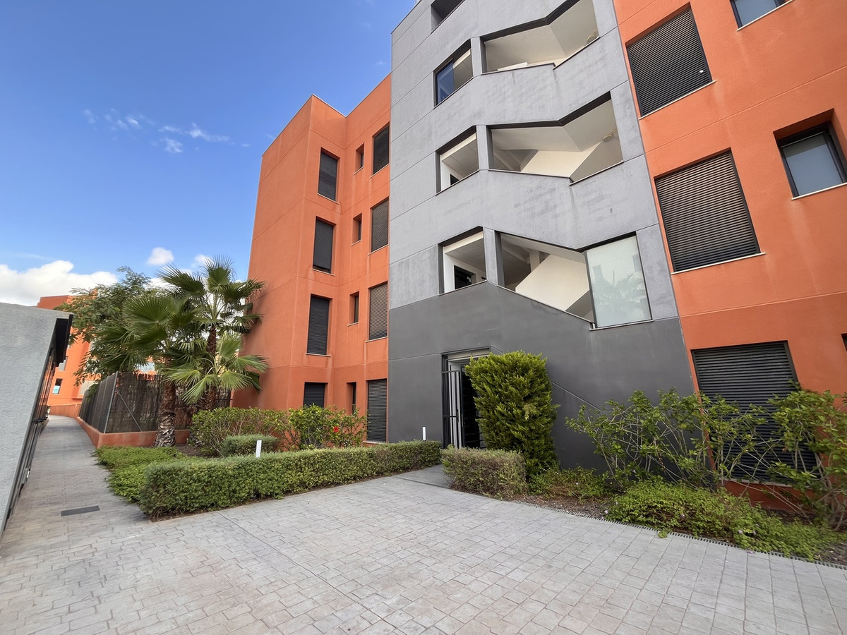 2 Bed Apartment for sale in Villamartin Costa Blanca, Alicante, Spain