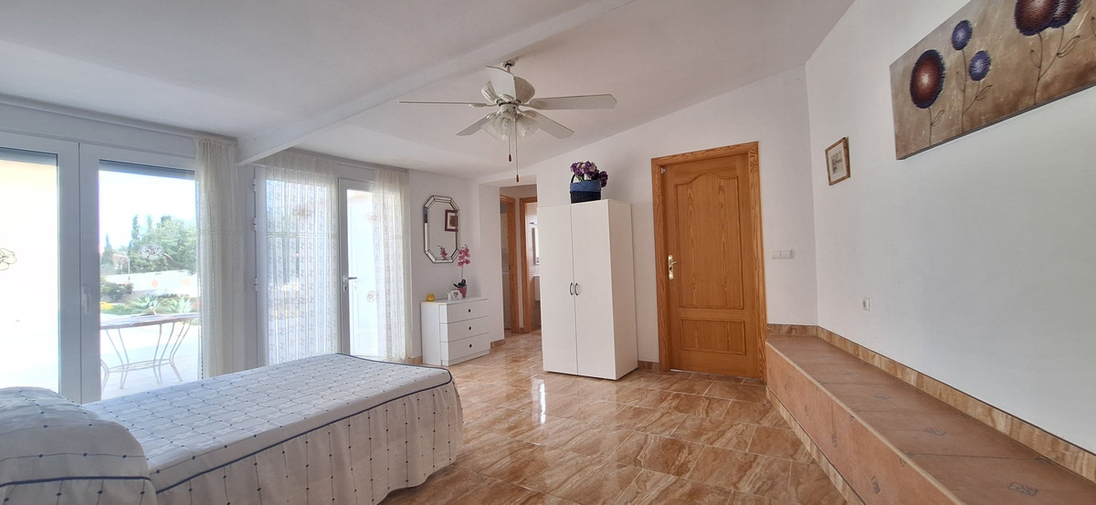 Se vende Villa - Chalet de 7 dormitorios en Costa Blanca, Alicante, España