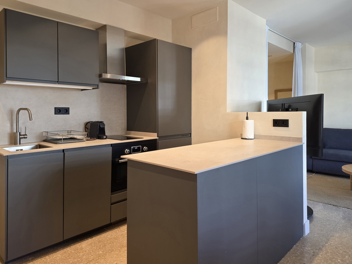 Se vende Apartamento Planta Media de 1 dormitorios en Costa Del Sol, Málaga, España