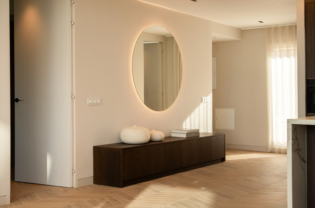 3 Bed Apartment for sale in Nueva Andalucía Costa Del Sol, Málaga, Spain
