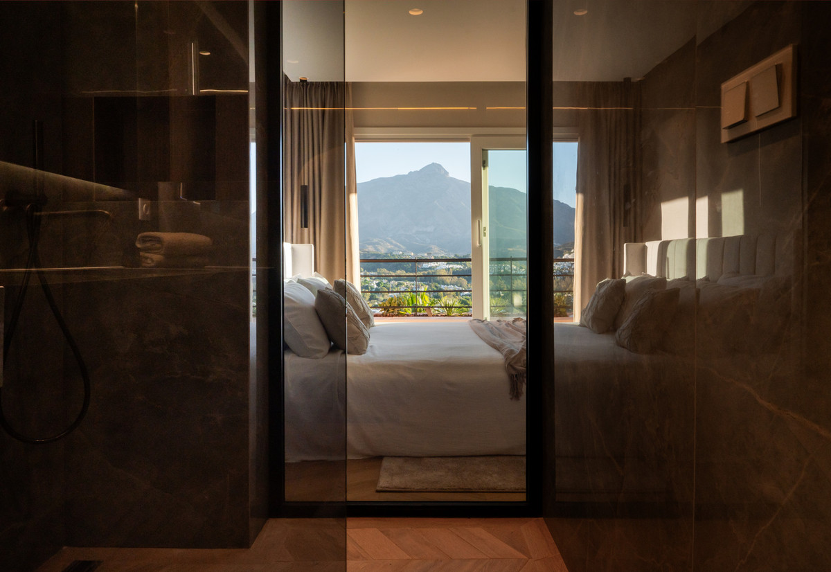 3 Bed Apartment for sale in Nueva Andalucía Costa Del Sol, Málaga, Spain