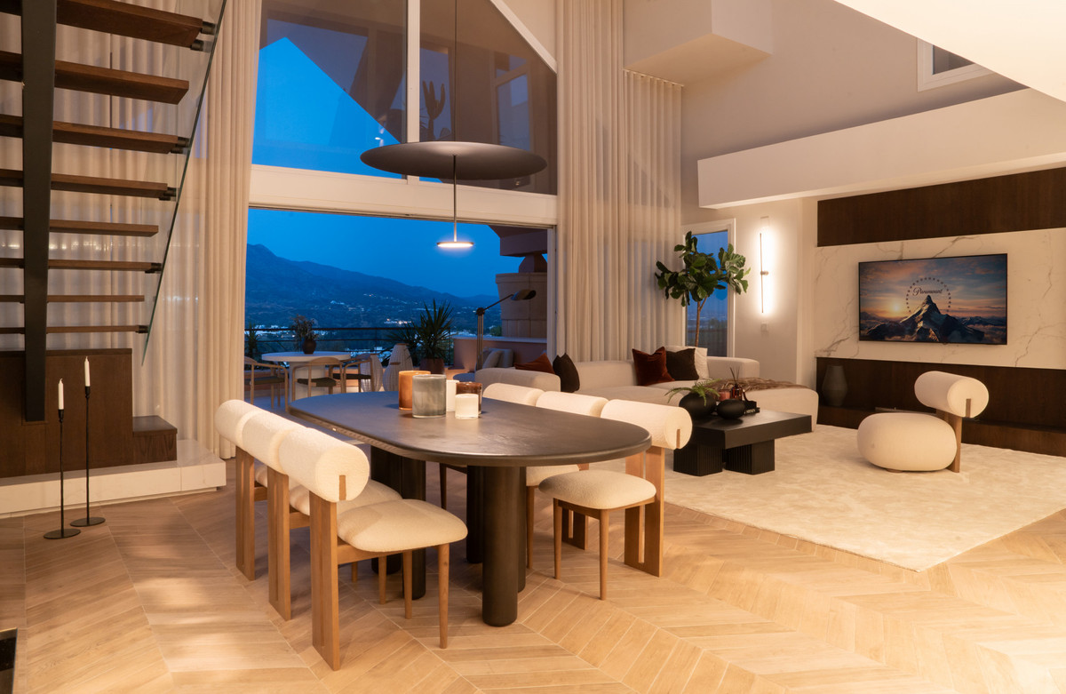 3 Bed Apartment for sale in Nueva Andalucía Costa Del Sol, Málaga, Spain