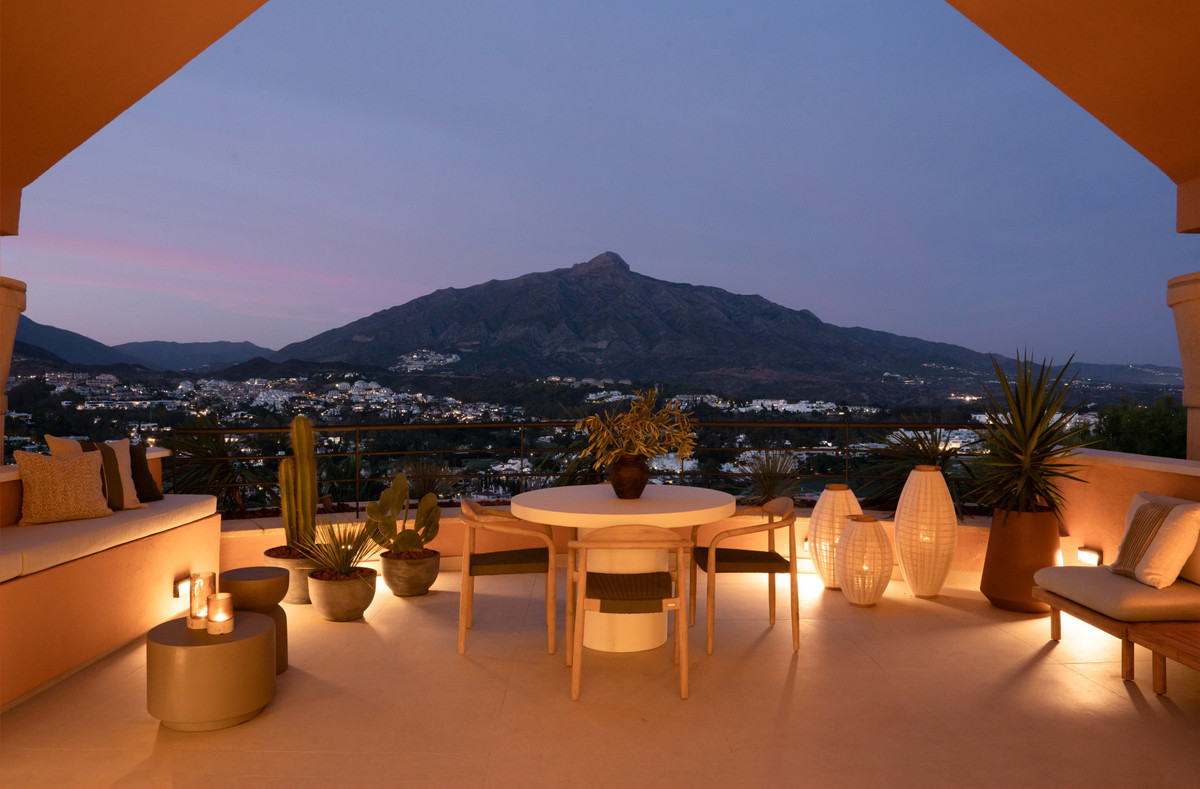3 Bed Apartment for sale in Nueva Andalucía Costa Del Sol, Málaga, Spain