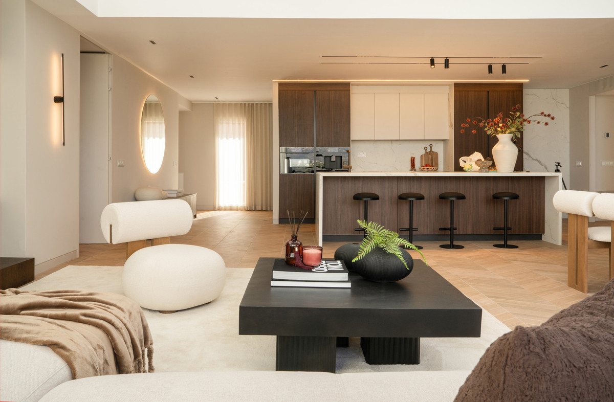 3 Bed Apartment for sale in Nueva Andalucía Costa Del Sol, Málaga, Spain
