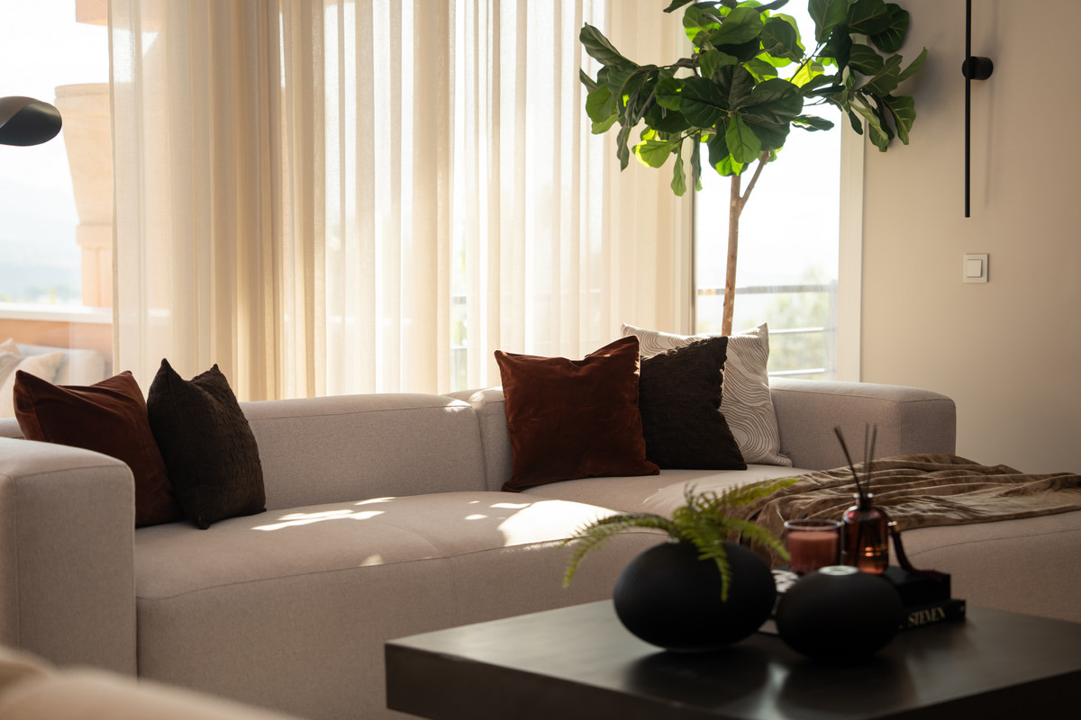 3 Bed Apartment for sale in Nueva Andalucía Costa Del Sol, Málaga, Spain