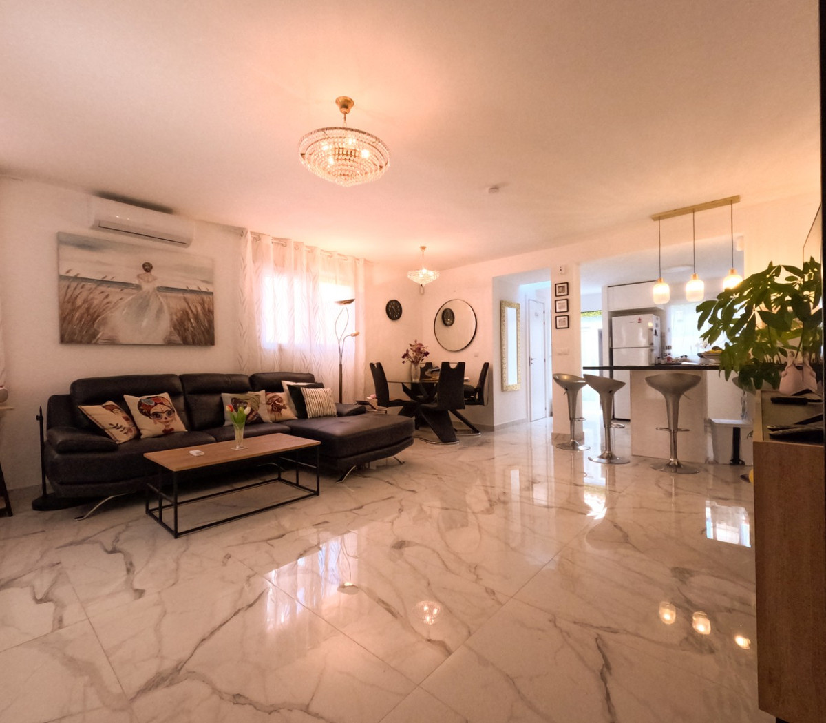 Se vende Pareada de 4 dormitorios en Costa Blanca, Alicante, España