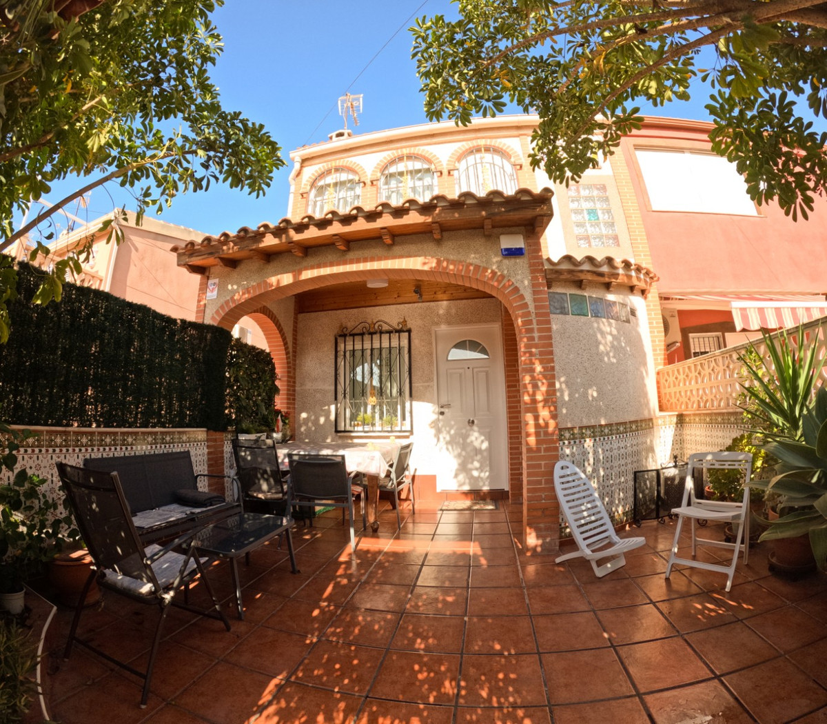 Se vende Pareada de 4 dormitorios en Costa Blanca, Alicante, España