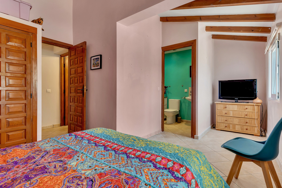 Se vende Villa - Chalet de 3 dormitorios en Costa Blanca, Alicante, España