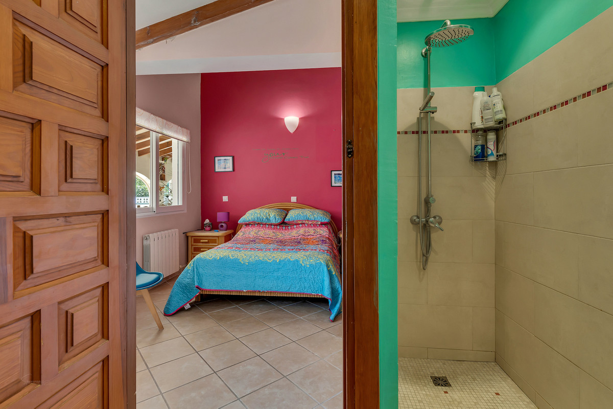 Se vende Villa - Chalet de 3 dormitorios en Costa Blanca, Alicante, España
