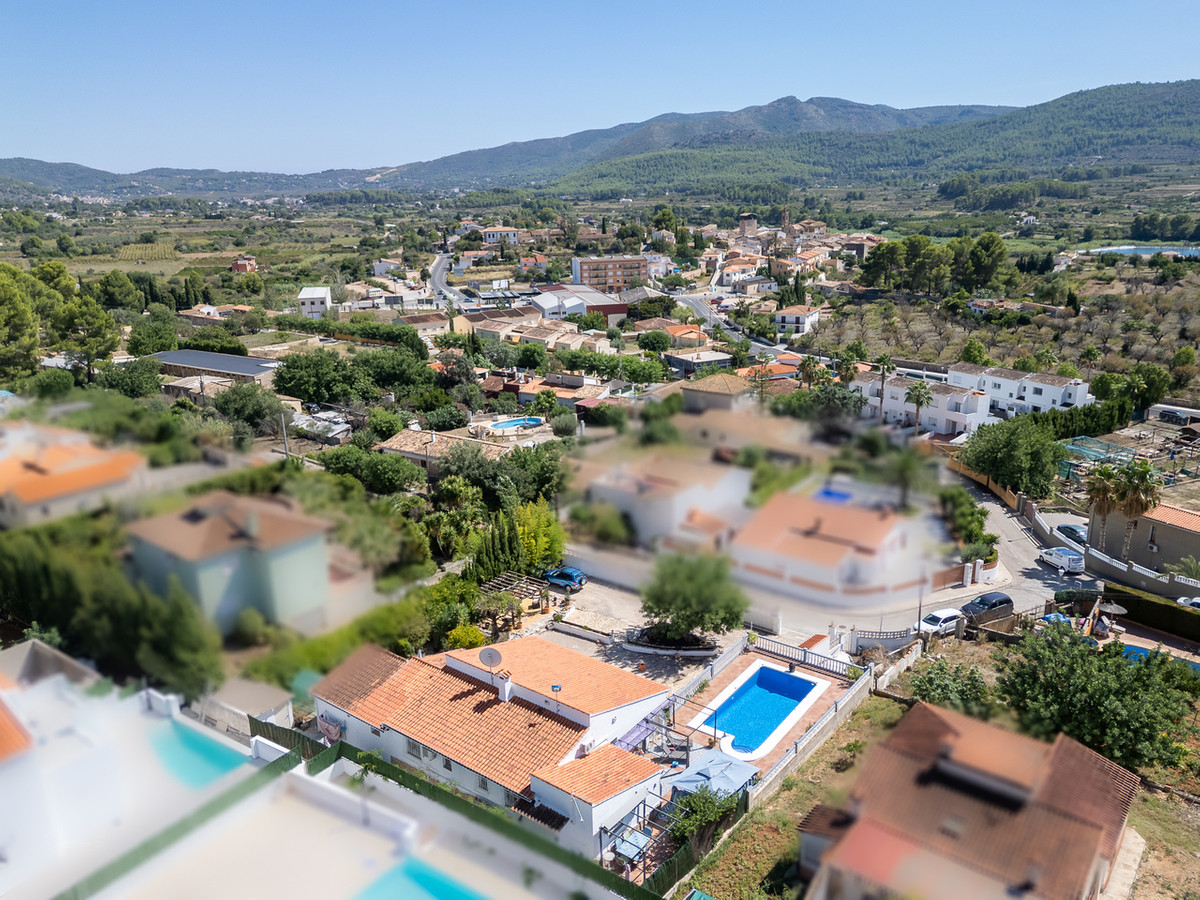 Se vende Villa - Chalet de 3 dormitorios en Costa Blanca, Alicante, España