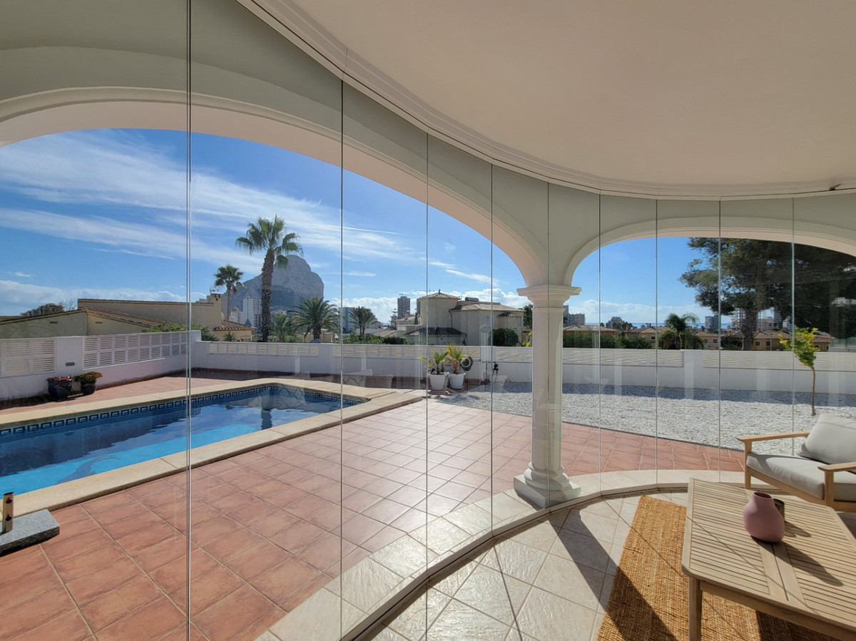 4 Bed Townhouse for sale in Calpe Costa Blanca, Alicante, Spain