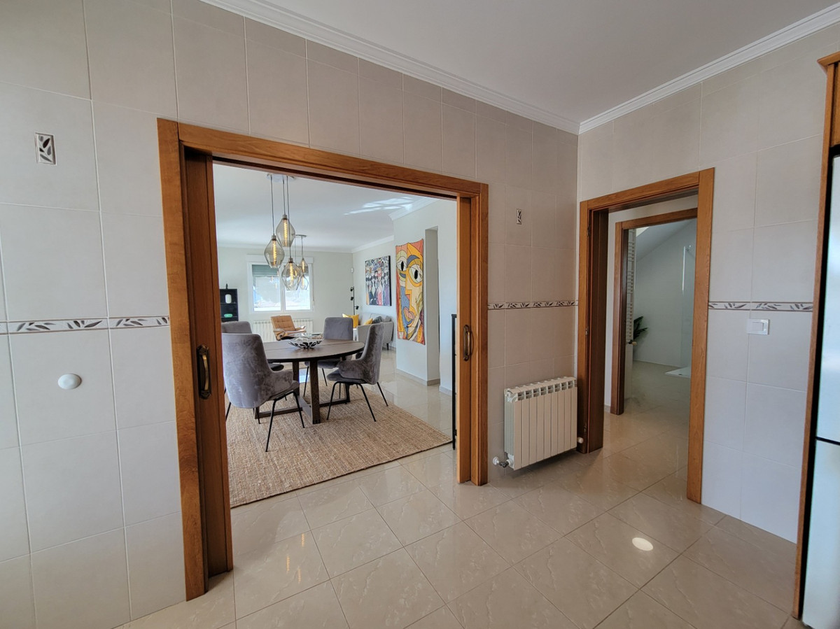 4 Bed Townhouse for sale in Calpe Costa Blanca, Alicante, Spain