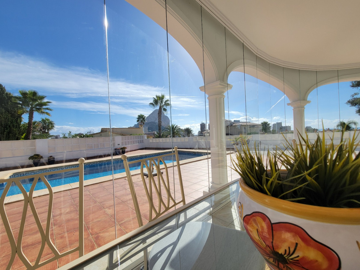 4 Bed Townhouse for sale in Calpe Costa Blanca, Alicante, Spain