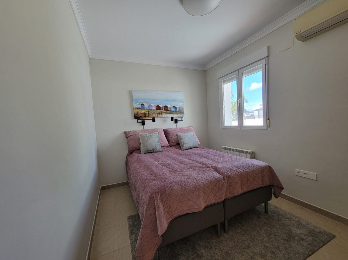 4 Bed Townhouse for sale in Calpe Costa Blanca, Alicante, Spain