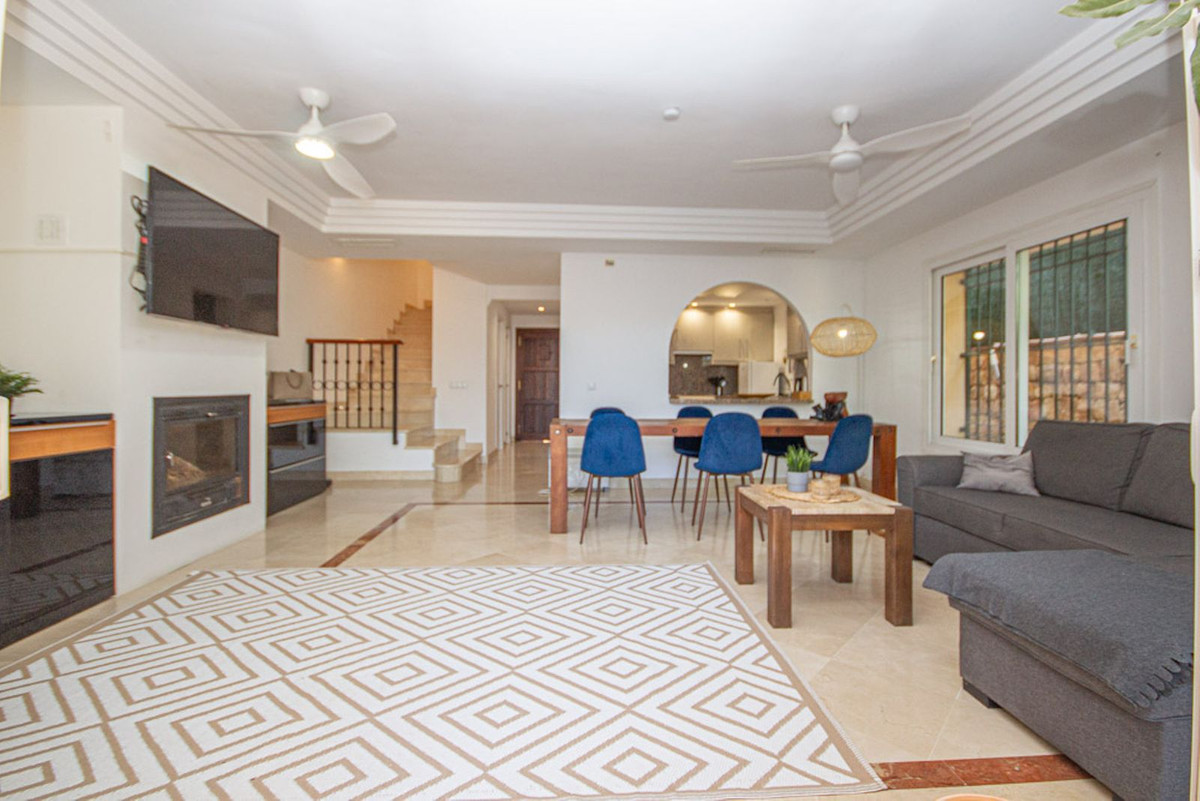 4 Bed Townhouse for sale in Riviera Del Sol Costa Del Sol, Málaga, Spain