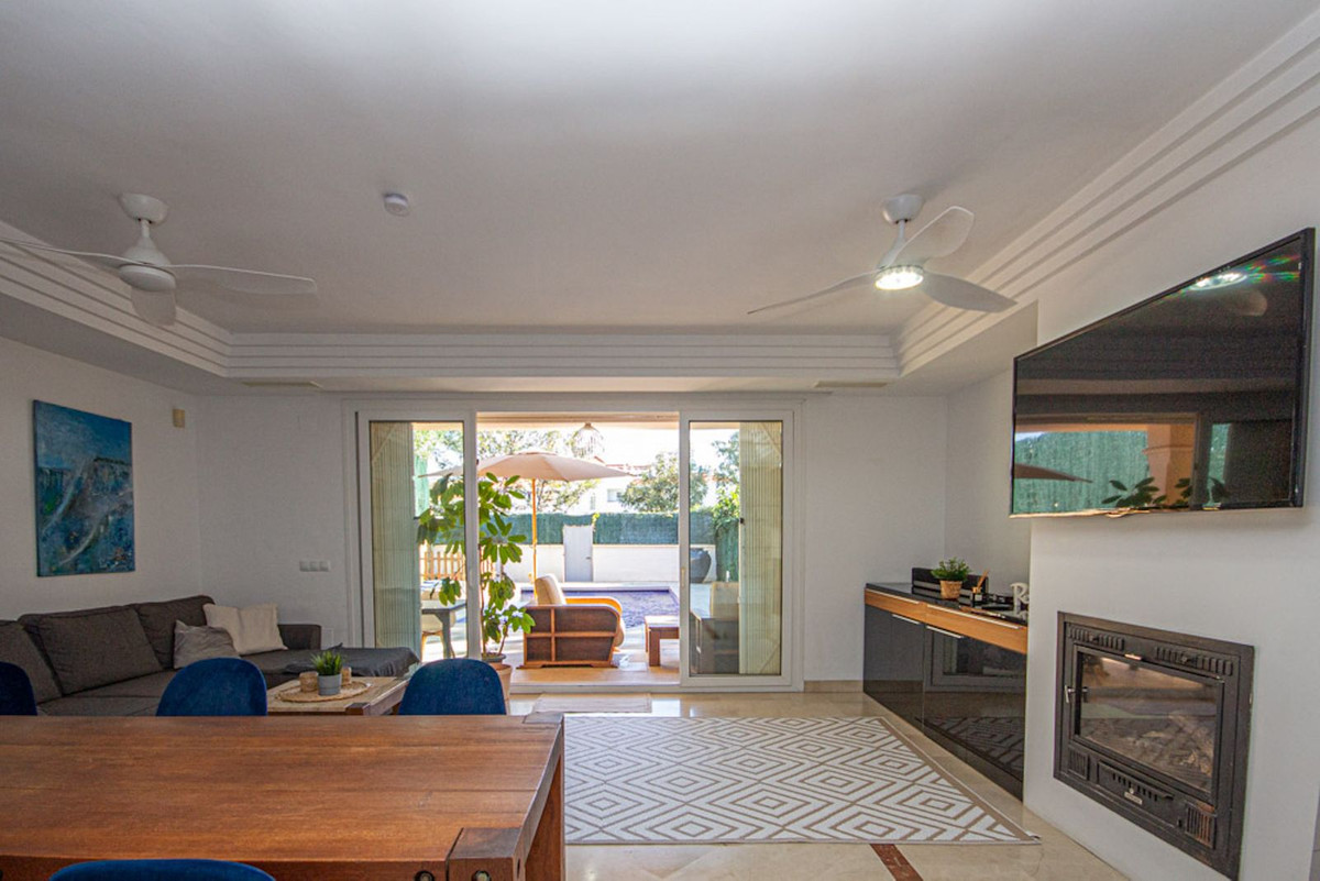 4 Bed Townhouse for sale in Riviera Del Sol Costa Del Sol, Málaga, Spain