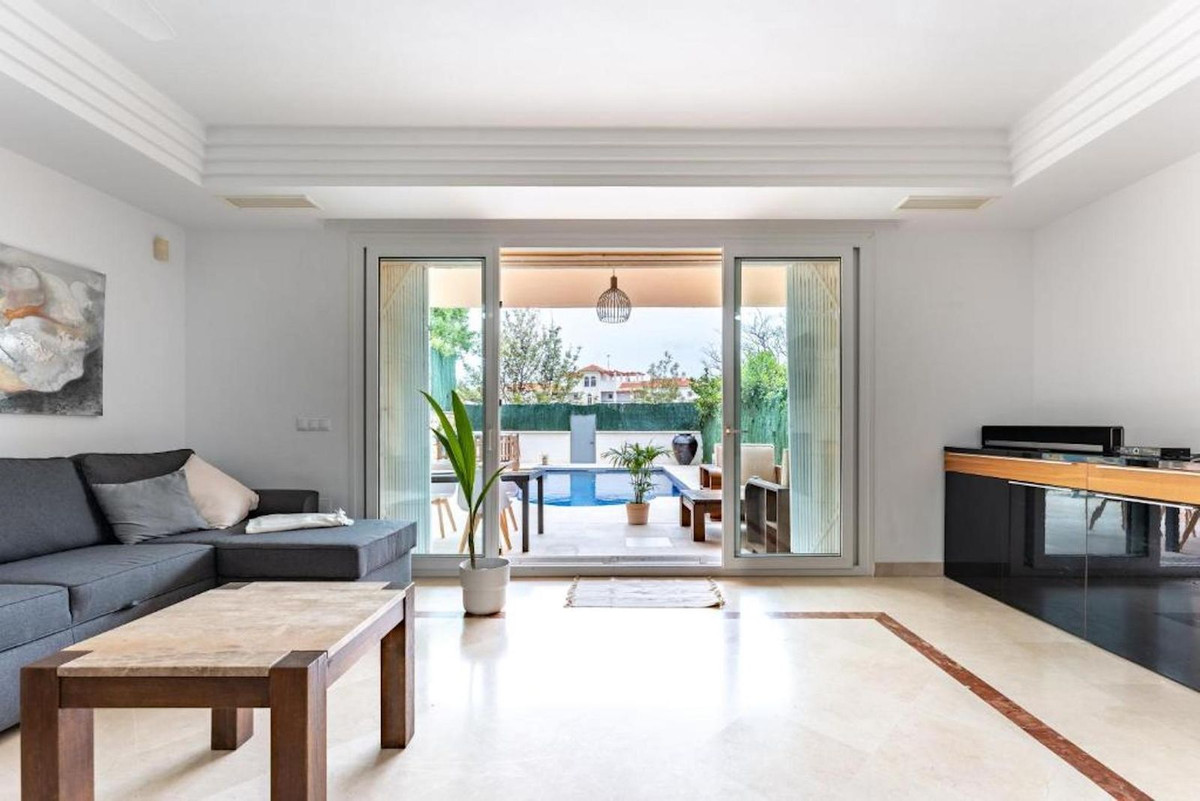 4 Bed Townhouse for sale in Riviera Del Sol Costa Del Sol, Málaga, Spain