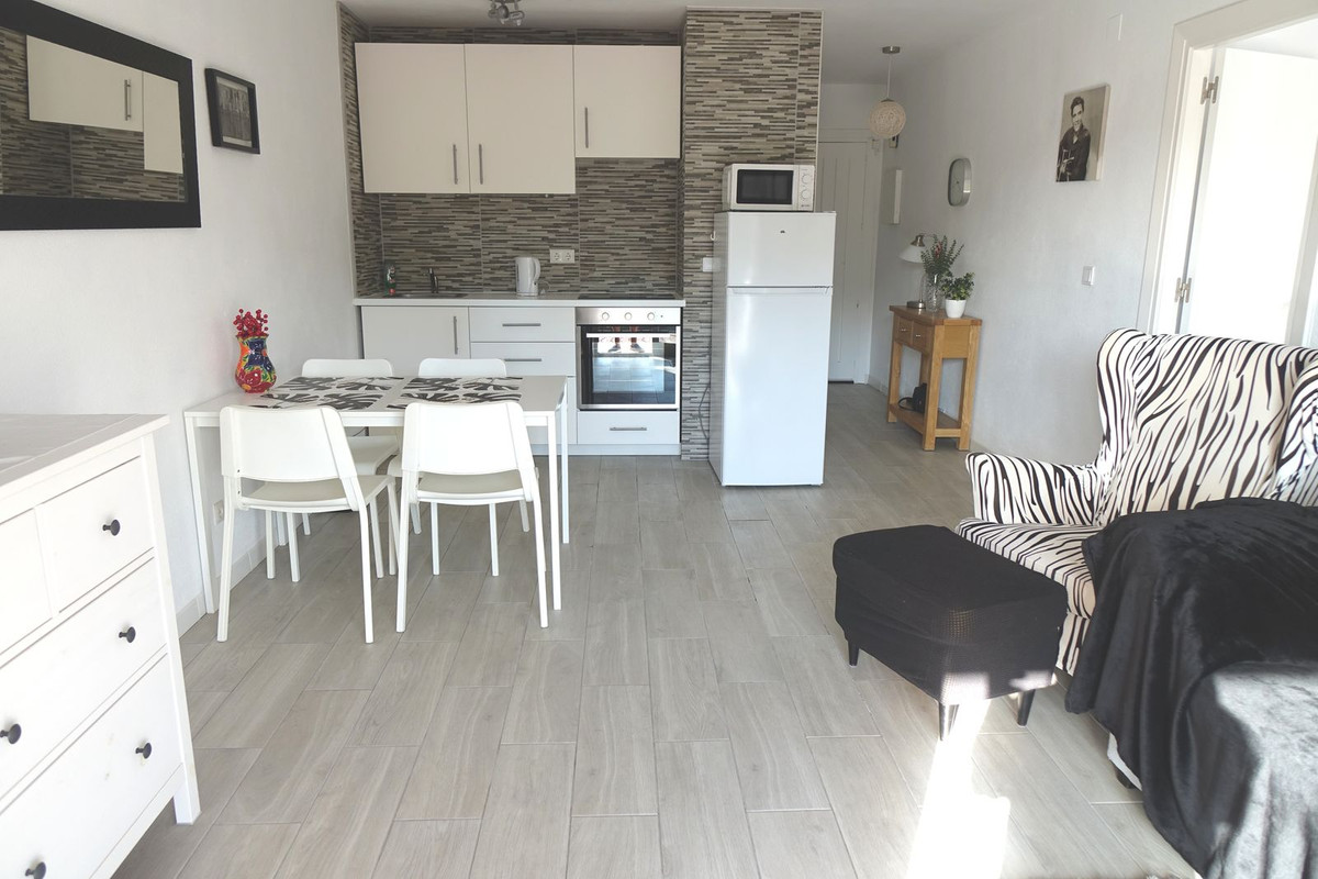 Se vende Apartamento Planta Media de 1 dormitorios en Costa Del Sol, Málaga, España