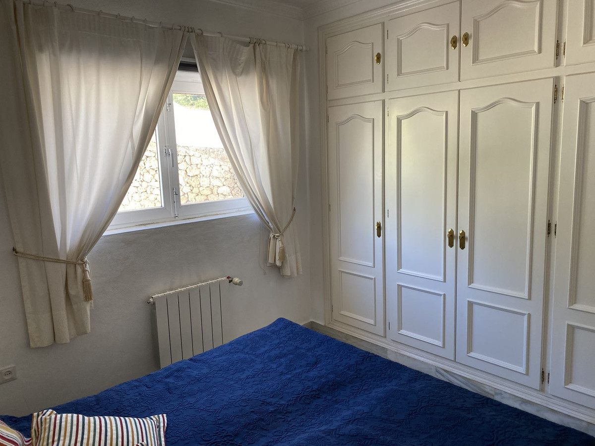 Se vende Villa - Chalet de 4 dormitorios en Costa Del Sol, Málaga, España