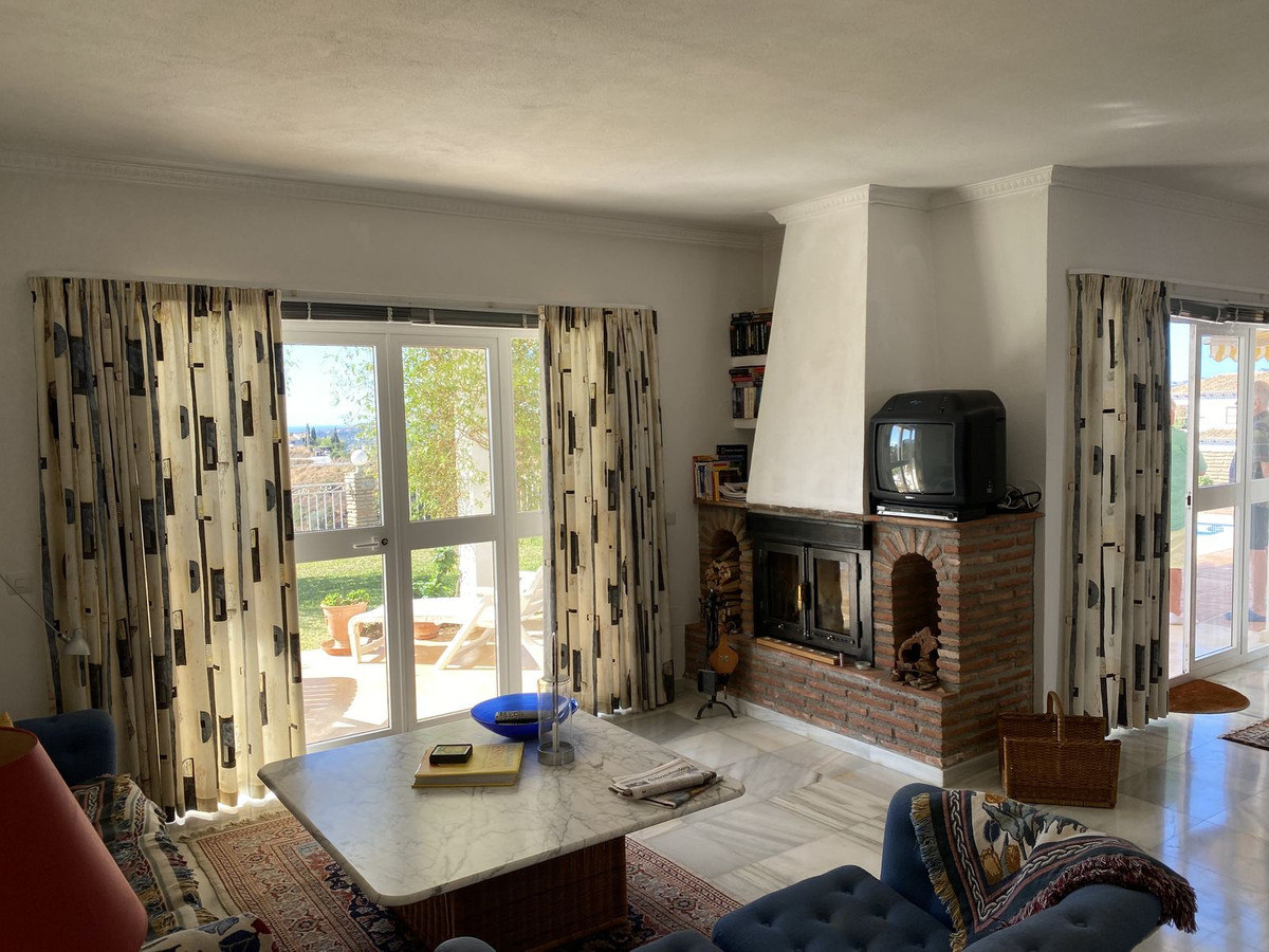 Se vende Villa - Chalet de 4 dormitorios en Costa Del Sol, Málaga, España