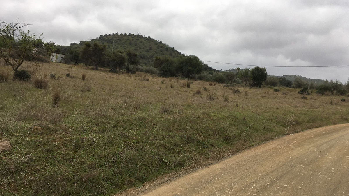 Se vende Terreno Rustico  en Costa Del Sol, Málaga, España