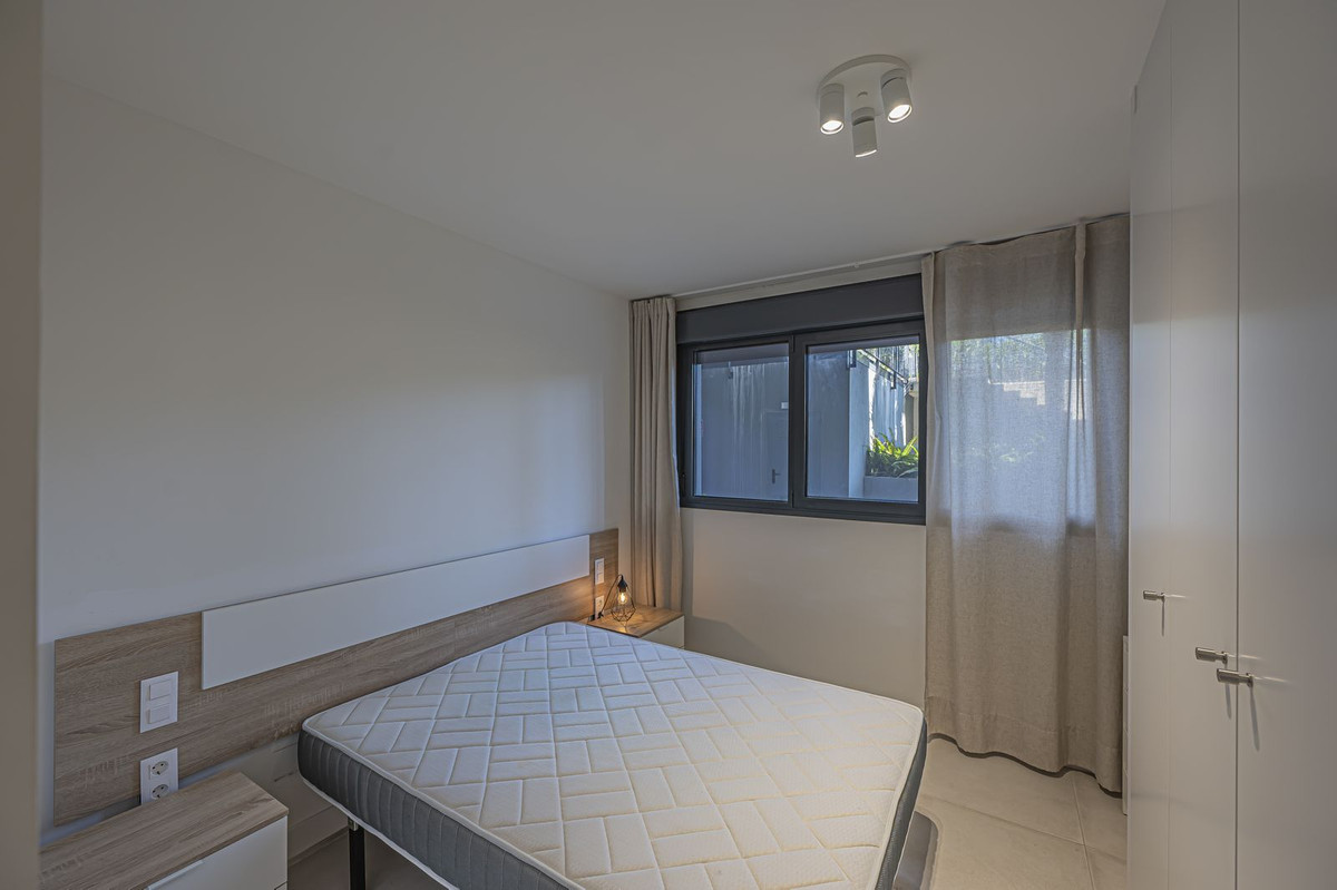 3 Bed Apartment for sale in Selwo Costa Del Sol, Málaga, Spain