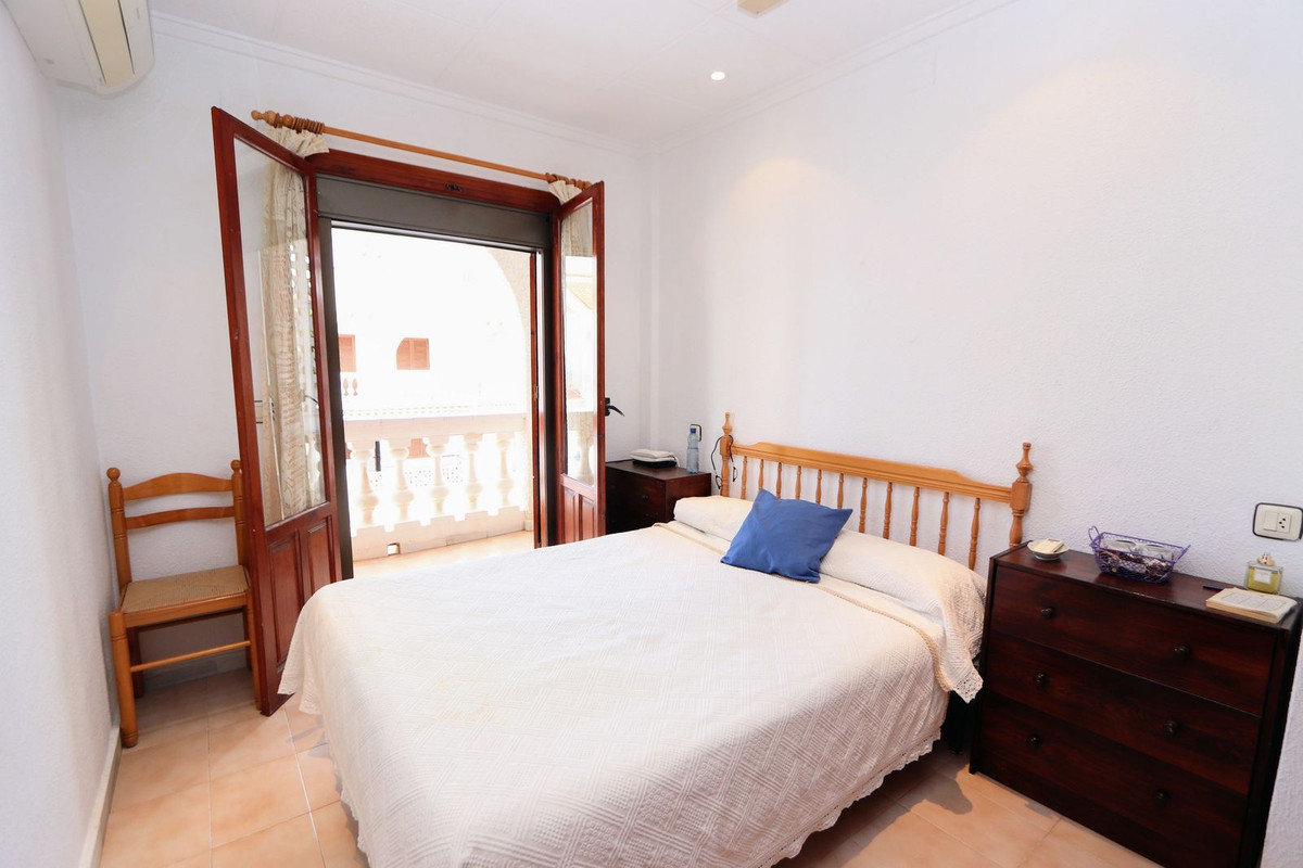 Se vende Adosada de 3 dormitorios en Costa Blanca, Alicante, España