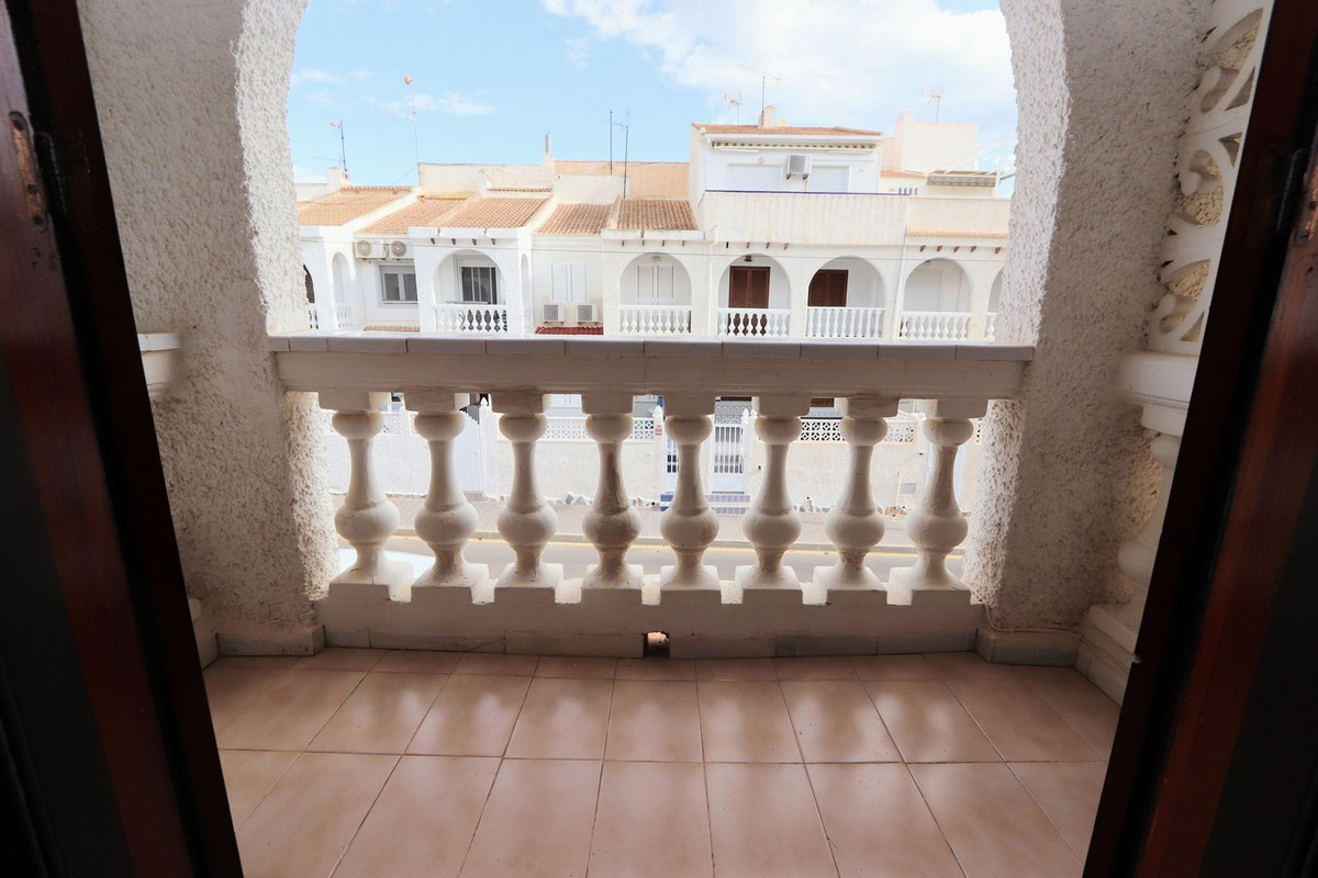 Se vende Adosada de 3 dormitorios en Costa Blanca, Alicante, España