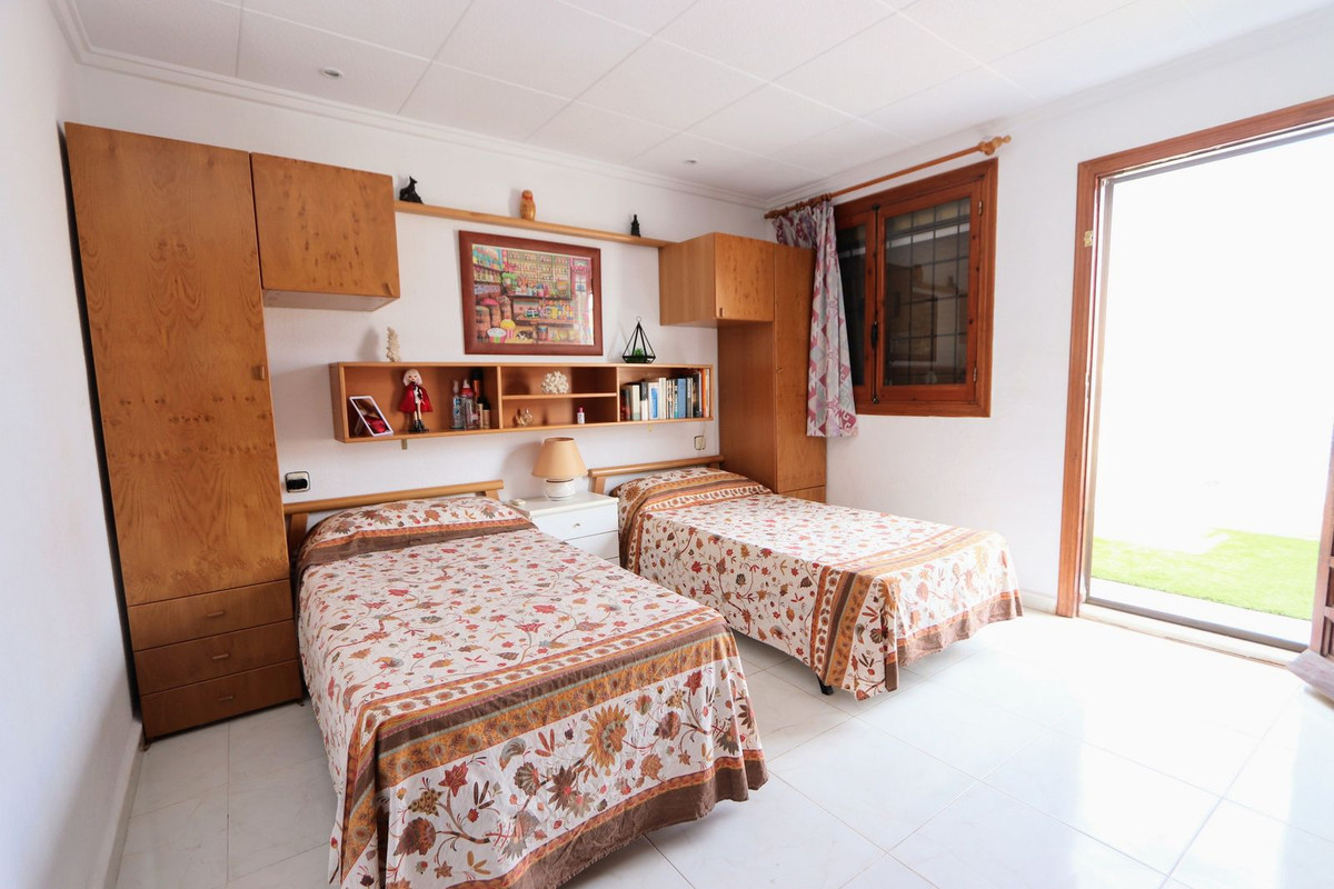 Se vende Adosada de 3 dormitorios en Costa Blanca, Alicante, España
