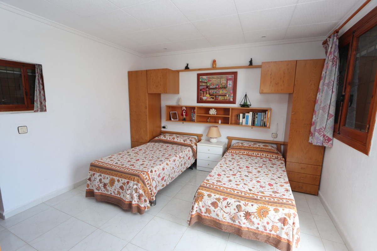 Se vende Adosada de 3 dormitorios en Costa Blanca, Alicante, España