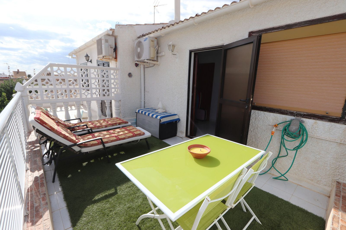 Se vende Adosada de 3 dormitorios en Costa Blanca, Alicante, España